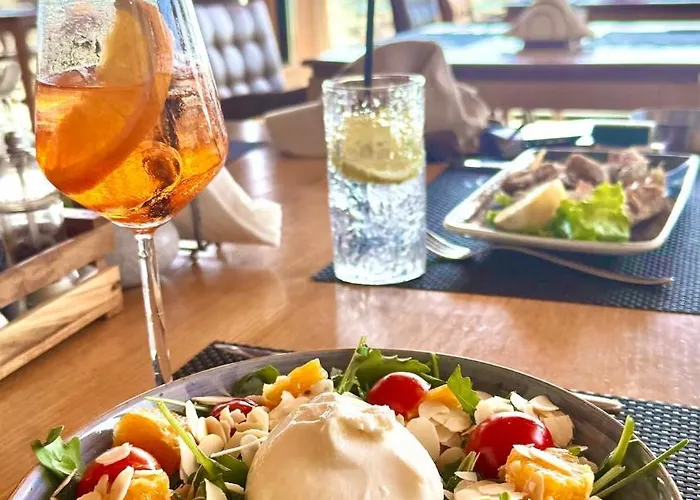 Апартаменты Cozy By The Sea Дуррес